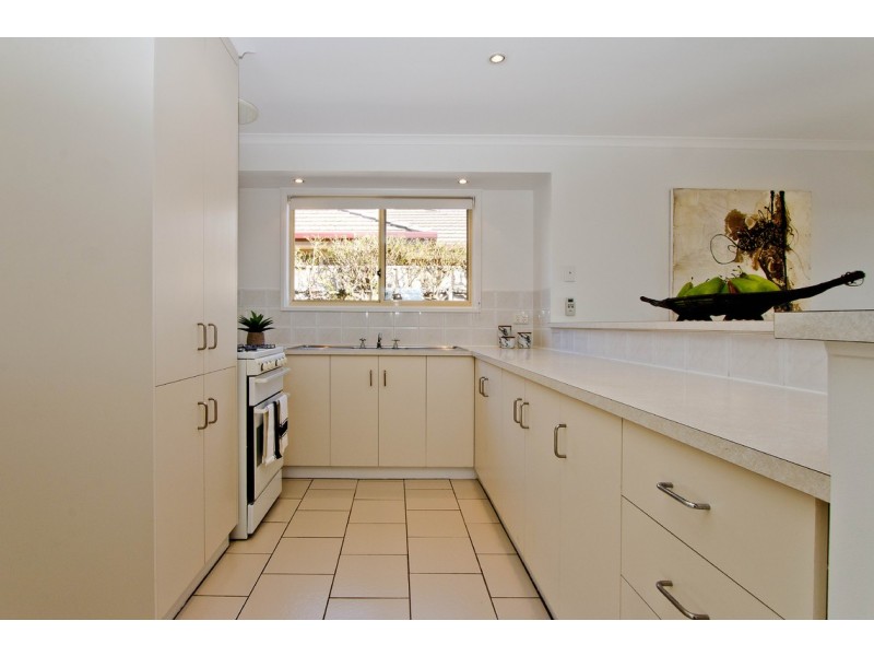 7 Corbyn Court, Moana SA 5169