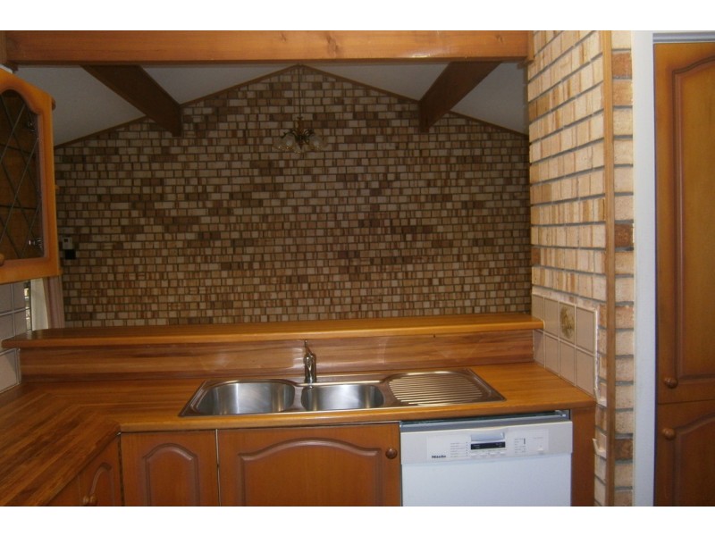 21 Woodhouse Crescent, Wattle Park SA 5066