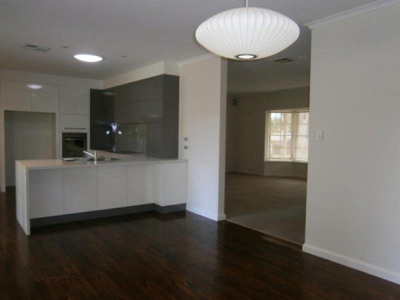 10 Moorcroft Court, Burnside SA 5066
