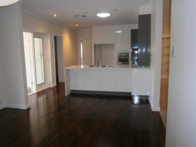 10 Moorcroft Court, Burnside SA 5066