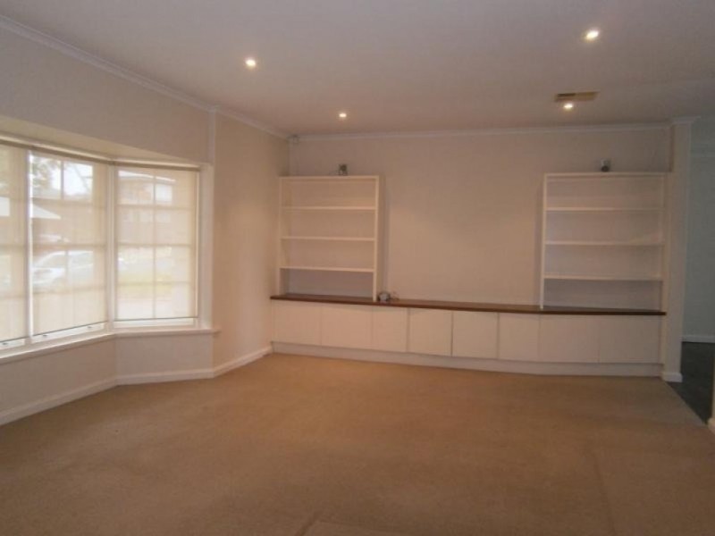 10 Moorcroft Court, Burnside SA 5066