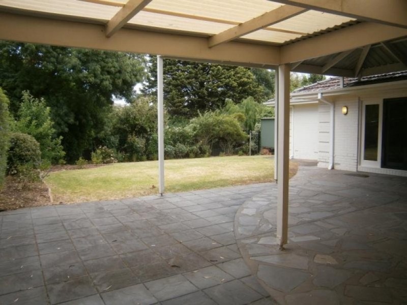 10 Moorcroft Court, Burnside SA 5066