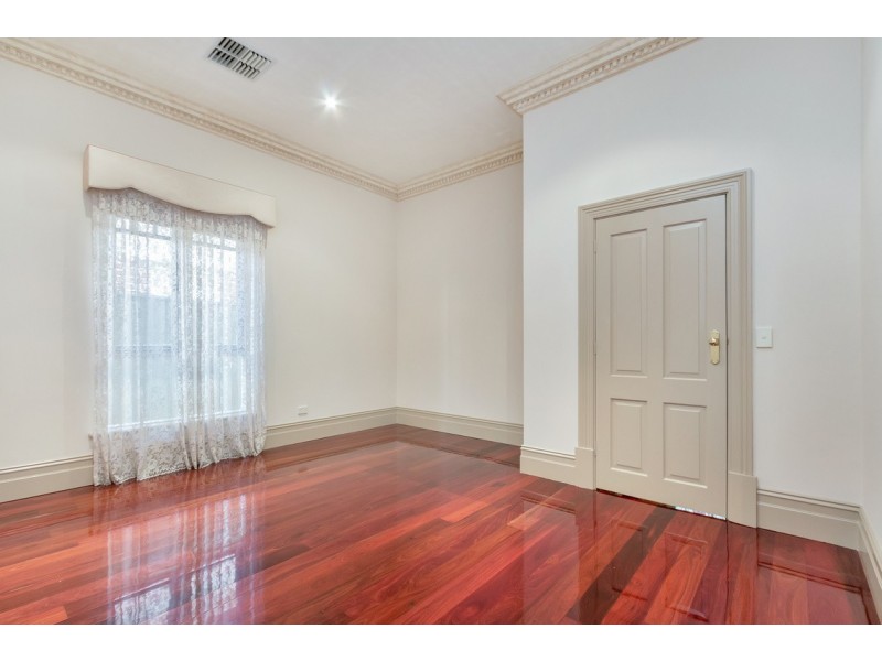 7A Maturin Road, Glenelg SA 5045