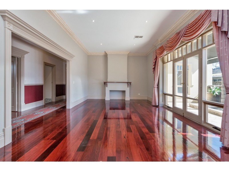 7A Maturin Road, Glenelg SA 5045