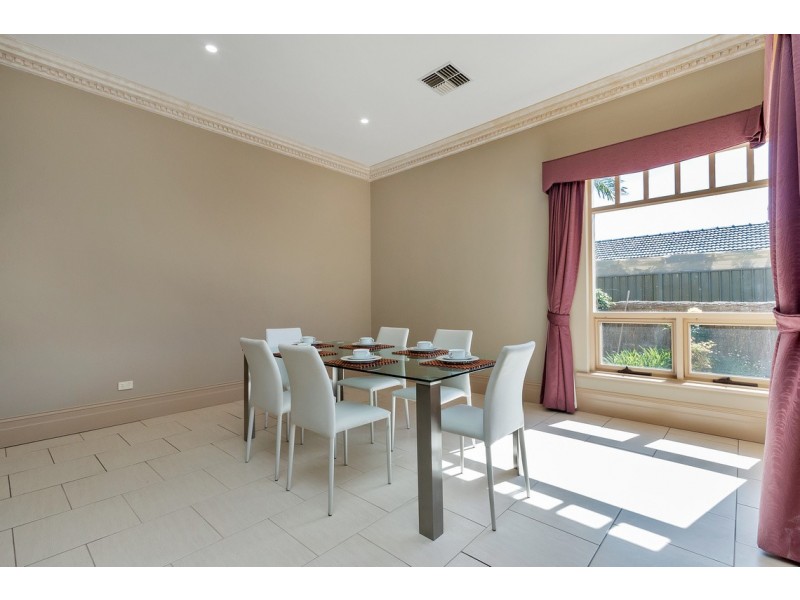 7A Maturin Road, Glenelg SA 5045