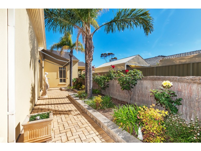 7A Maturin Road, Glenelg SA 5045