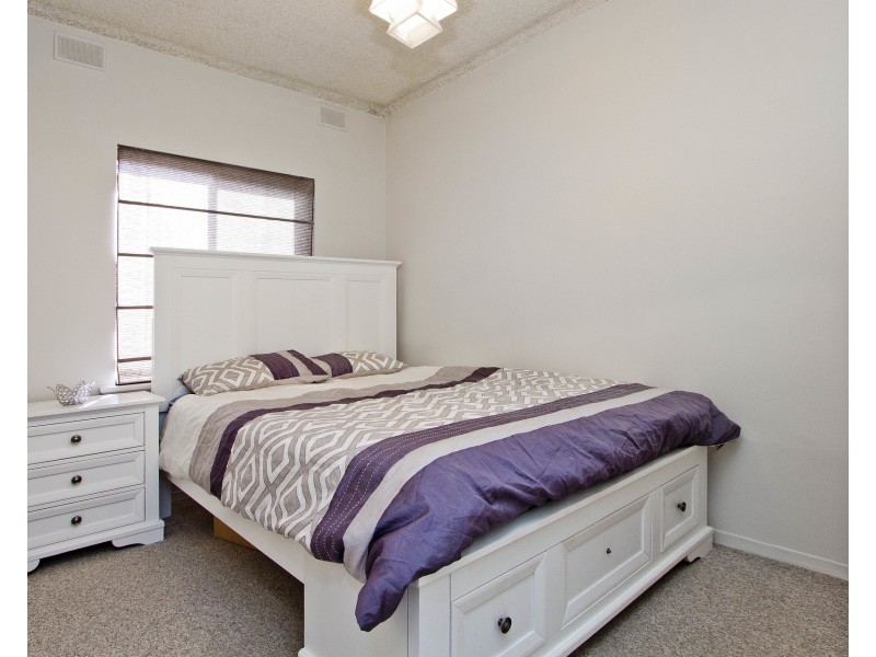 1/12 McQuillan Avenue, Renown Park SA 5008