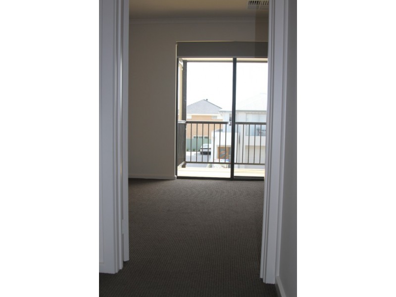 2/60-68 Augustine, Mawson Lakes SA 5095