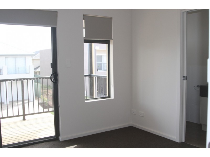 2/60-68 Augustine, Mawson Lakes SA 5095