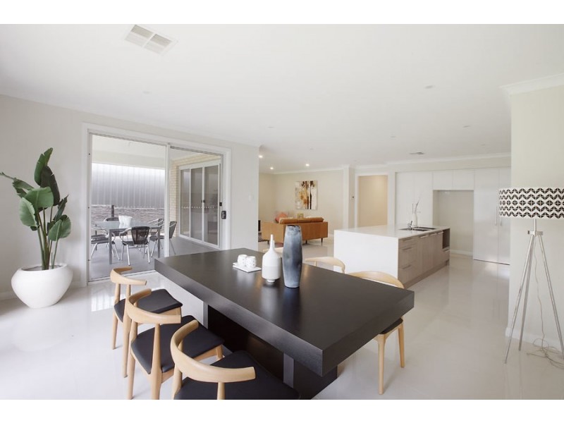 5A Corsair Street, Flagstaff Hill SA 5159