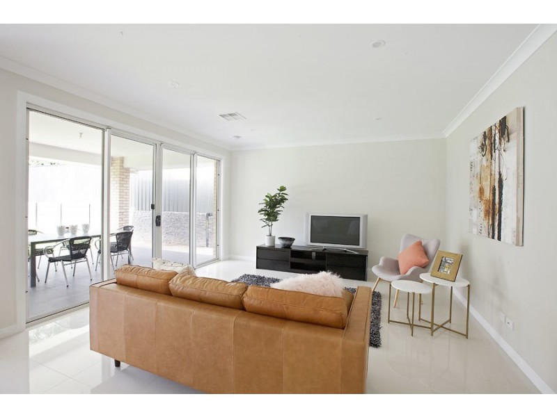 5A Corsair Street, Flagstaff Hill SA 5159