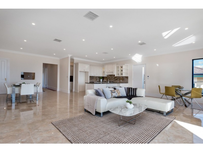 209 Esplanade Esplanade, Seacliff SA 5049