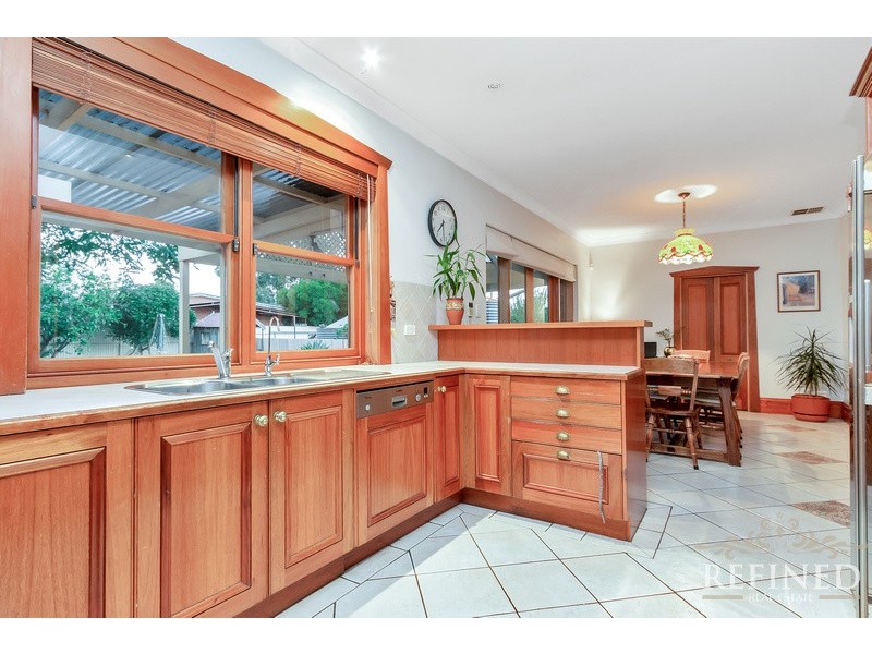 37 Acacia Avenue, Campbelltown SA 5074