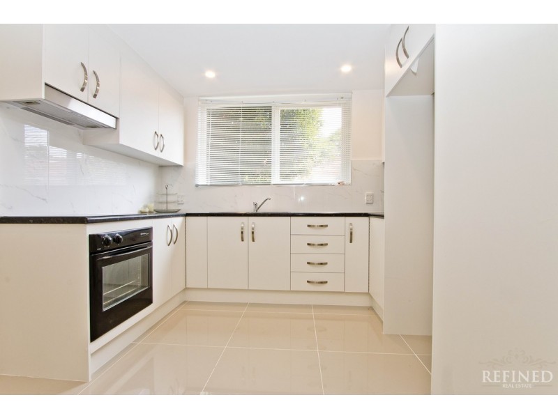 10/2 Ferguson St Street, Glenelg North SA 5045