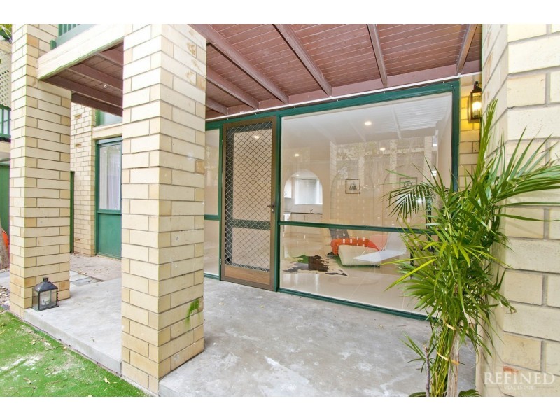 10/2 Ferguson St Street, Glenelg North SA 5045