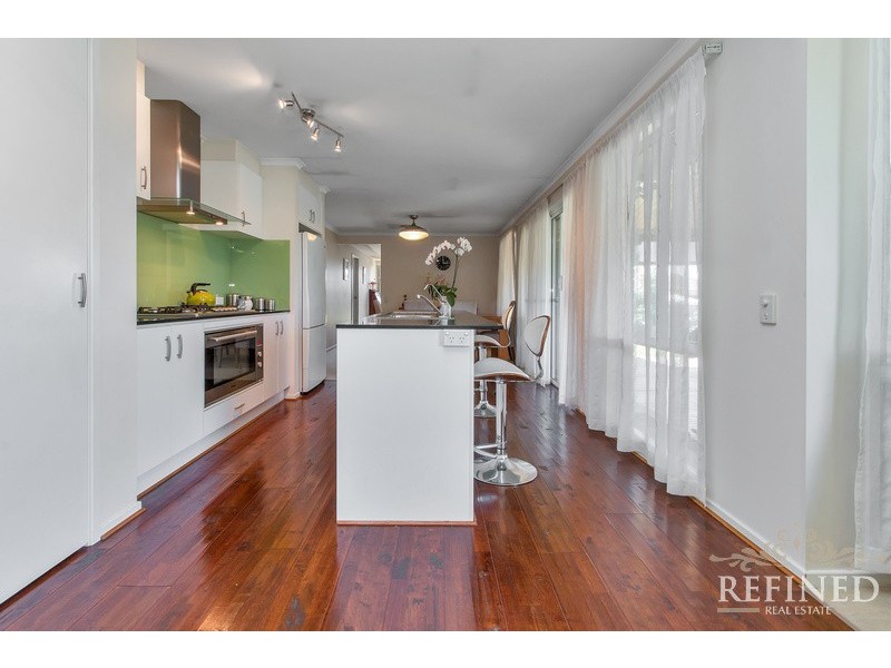 7 John Murray Drive, Williamstown SA 5351