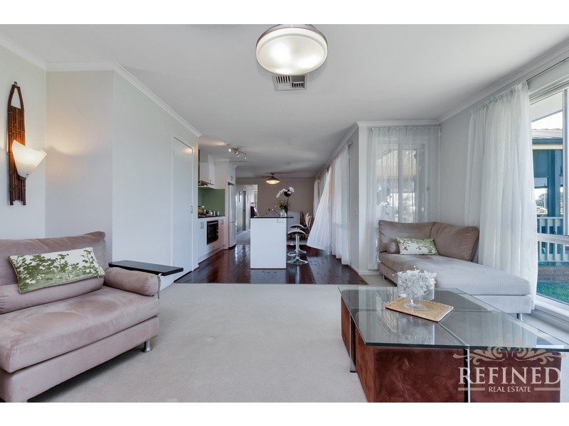 7 John Murray Drive, Williamstown SA 5351