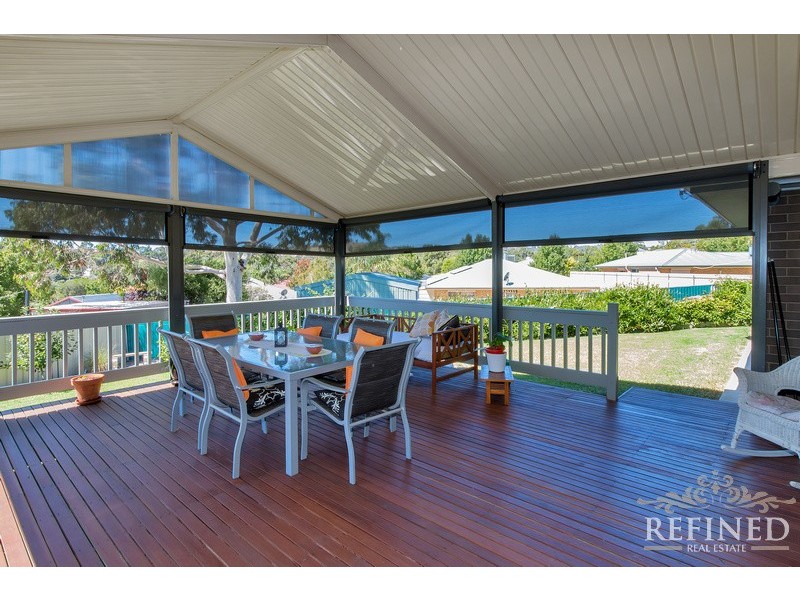 7 John Murray Drive, Williamstown SA 5351