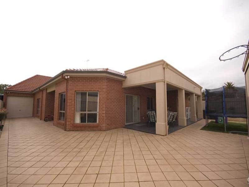 8 Leonard Street, Magill SA 5072