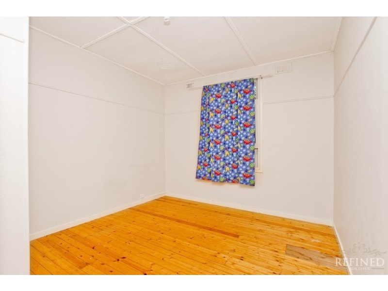 25 Neath Avenue, Dover Gardens SA 5048