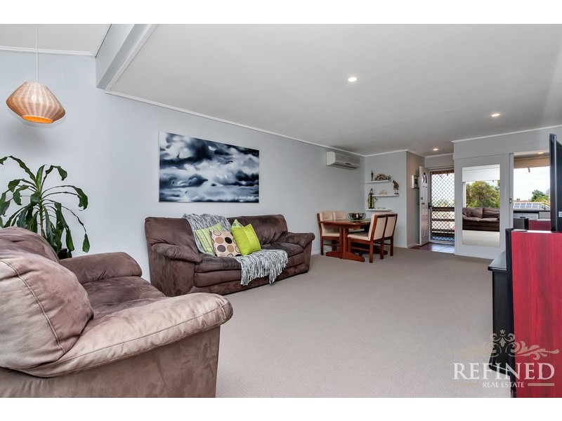 4/82 Military Road, Tennyson SA 5022