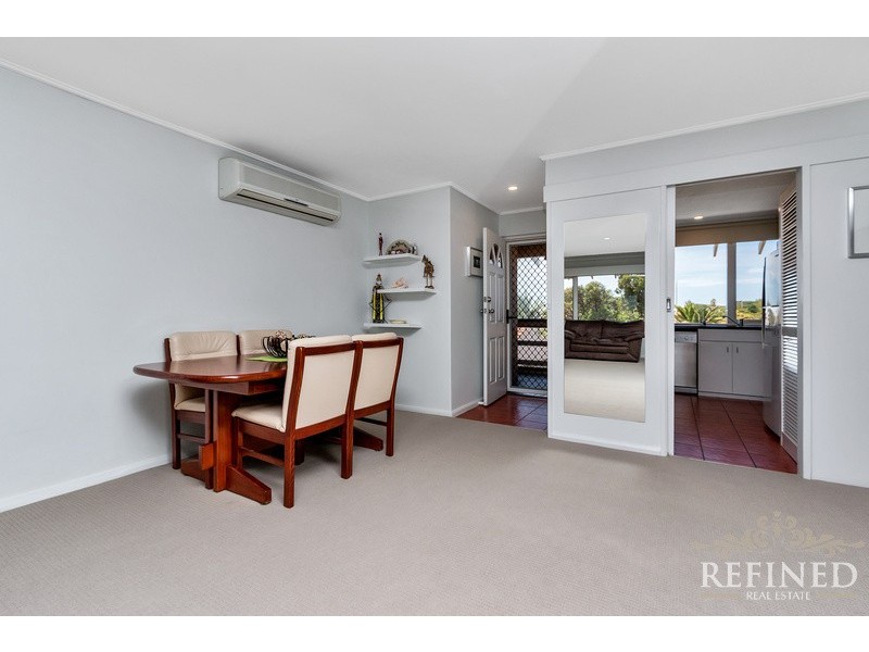 4/82 Military Road, Tennyson SA 5022
