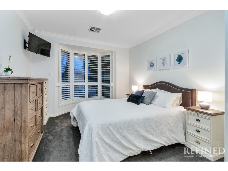 2A College Avenue, Valley View SA 5093