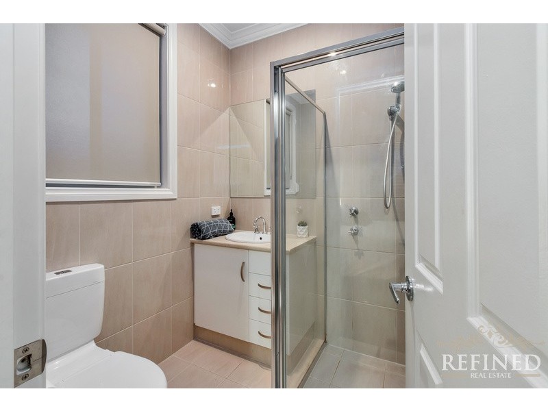 2A College Avenue, Valley View SA 5093