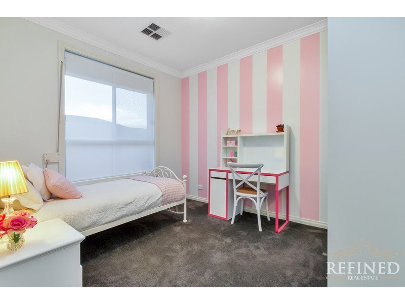 2A College Avenue, Valley View SA 5093