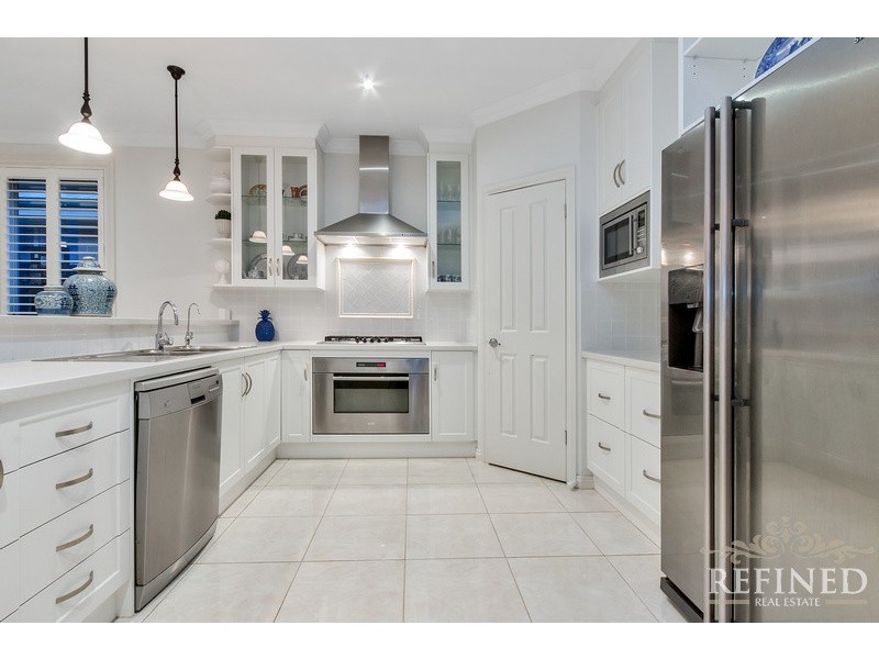 2A College Avenue, Valley View SA 5093