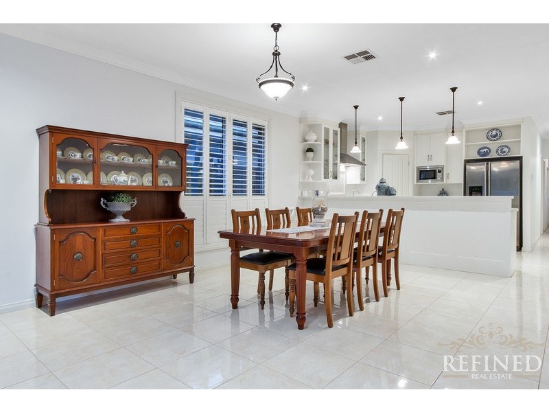 2A College Avenue, Valley View SA 5093