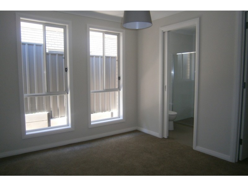 5A Corsair Street, Flagstaff Hill SA 5159