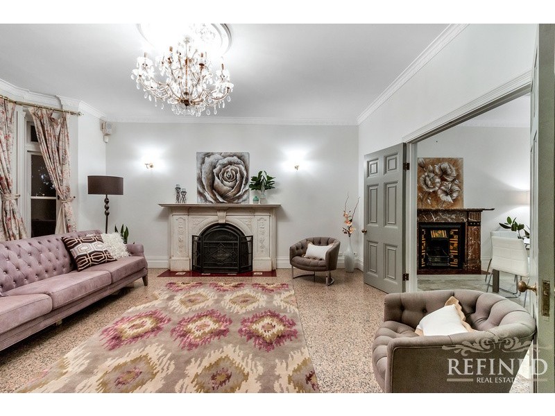 10 Myrtlebank Terrace, Stonyfell SA 5066