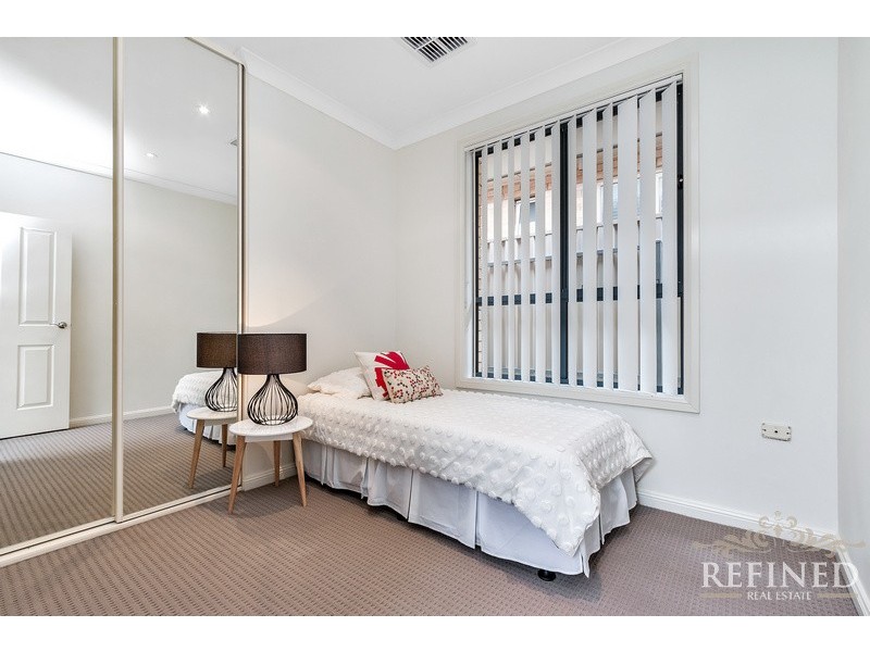 13 Hillsea Avenue, Clearview SA 5085