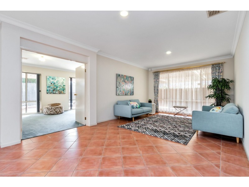 24 Stanford Avenue, Novar Gardens SA 5040