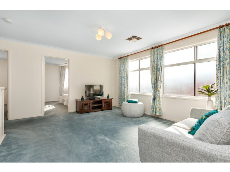 24 Stanford Avenue, Novar Gardens SA 5040