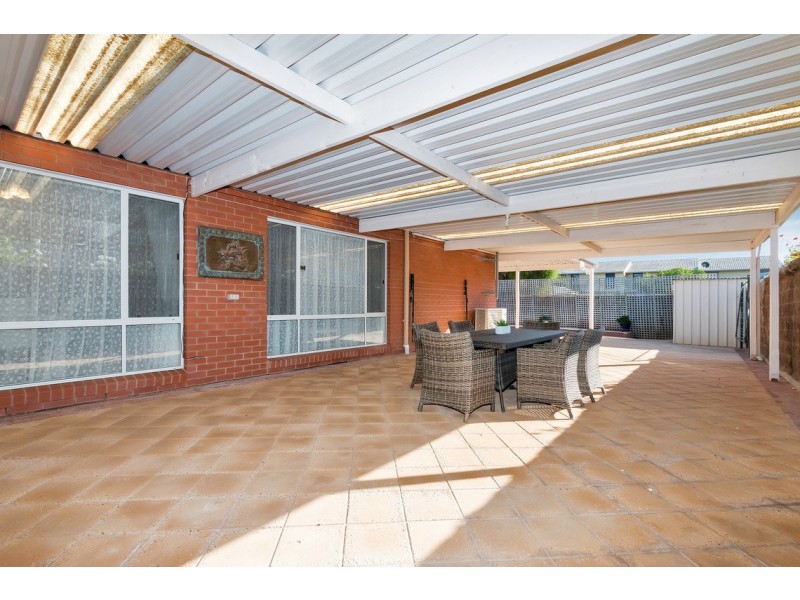24 Stanford Avenue, Novar Gardens SA 5040