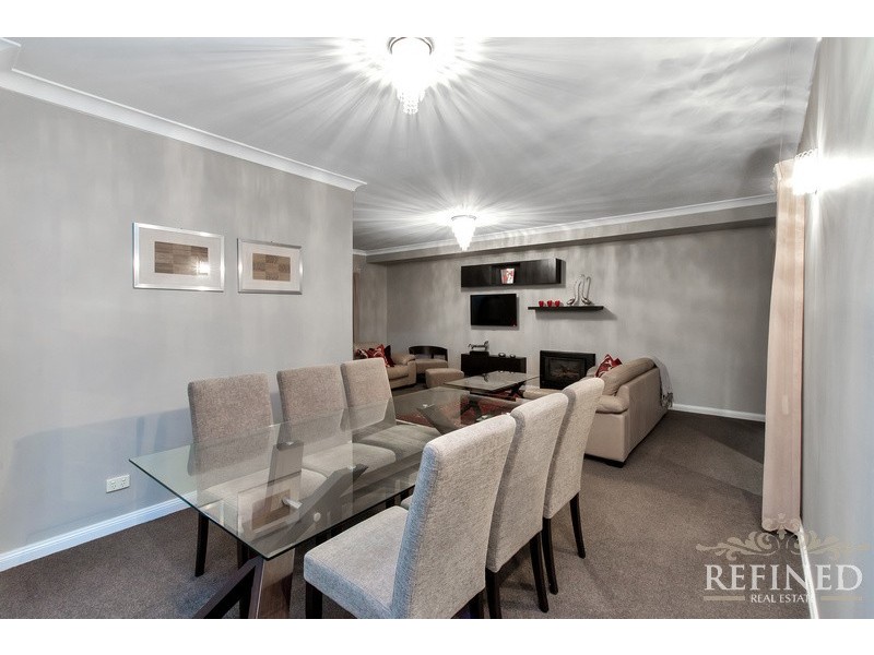 12 McDonald Grove, West Lakes SA 5021