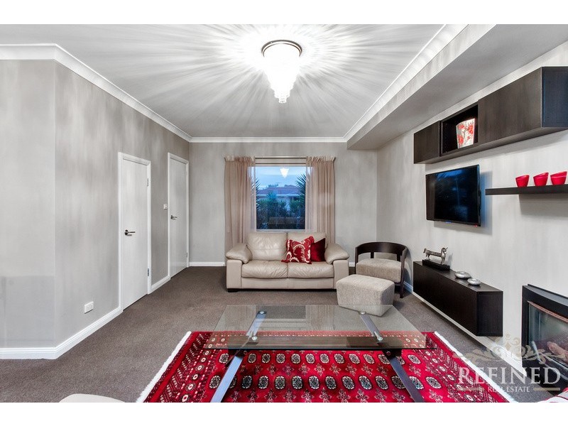 12 McDonald Grove, West Lakes SA 5021