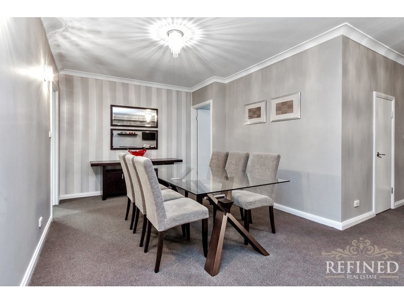 12 McDonald Grove, West Lakes SA 5021