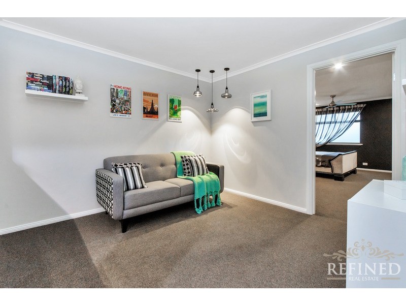 12 McDonald Grove, West Lakes SA 5021