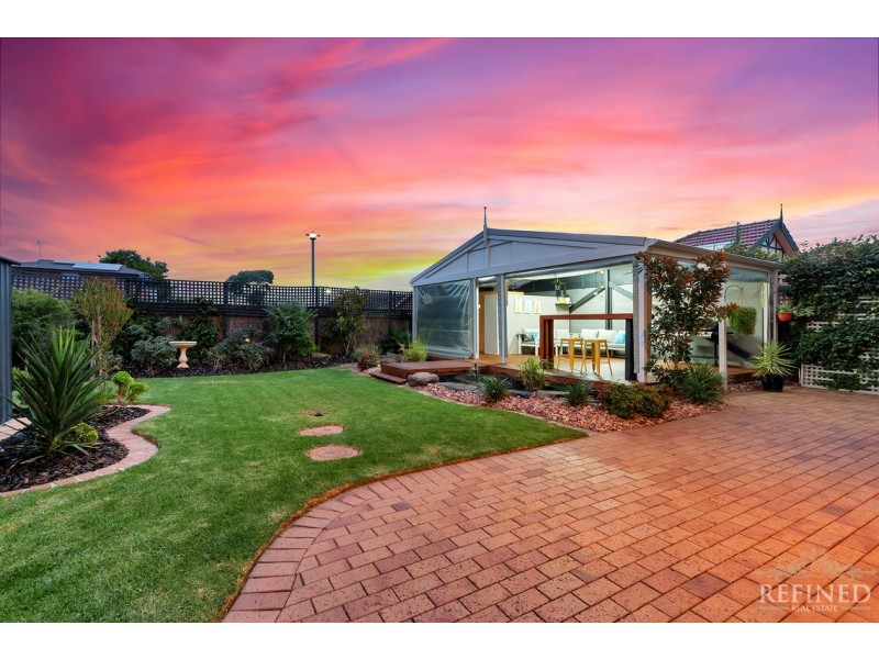 12 McDonald Grove, West Lakes SA 5021