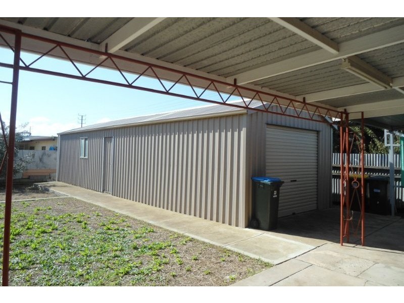 9 Ernest Street, Taperoo SA 5017