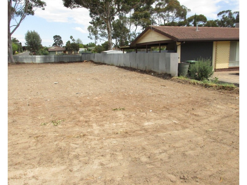 22  Conington Crescent, Morphett Vale SA 5162