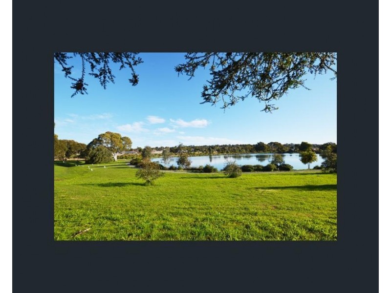 22  Conington Crescent, Morphett Vale SA 5162