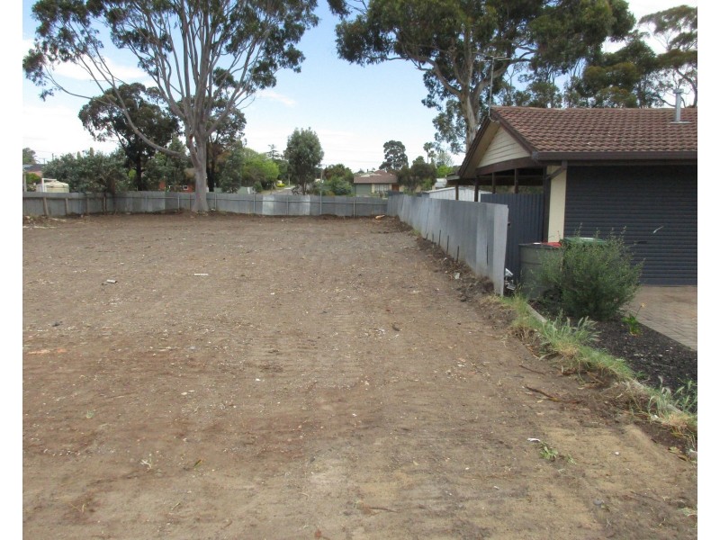 22  Conington Crescent, Morphett Vale SA 5162