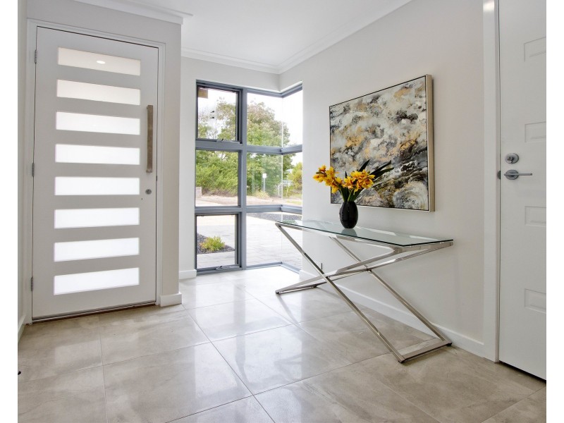 6 Malcolm Avenue, Holden Hill SA 5088