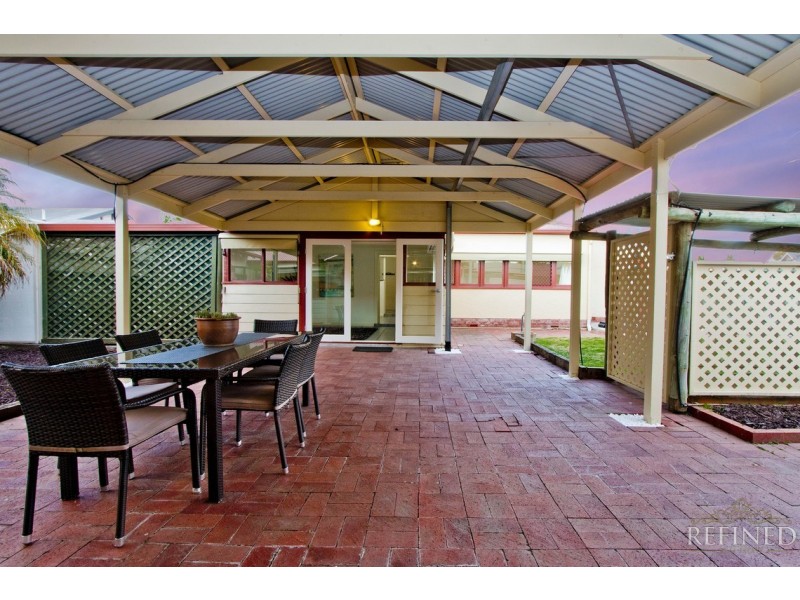 10 Madden Avenue, Glandore SA 5037