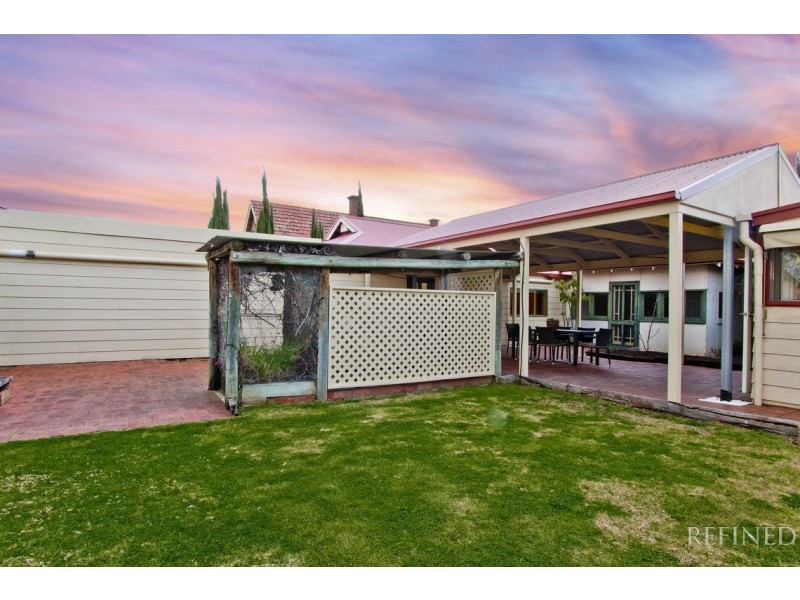 10 Madden Avenue, Glandore SA 5037