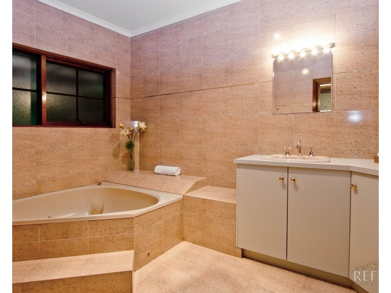 21 Old Norton Summit Road, Teringie SA 5072